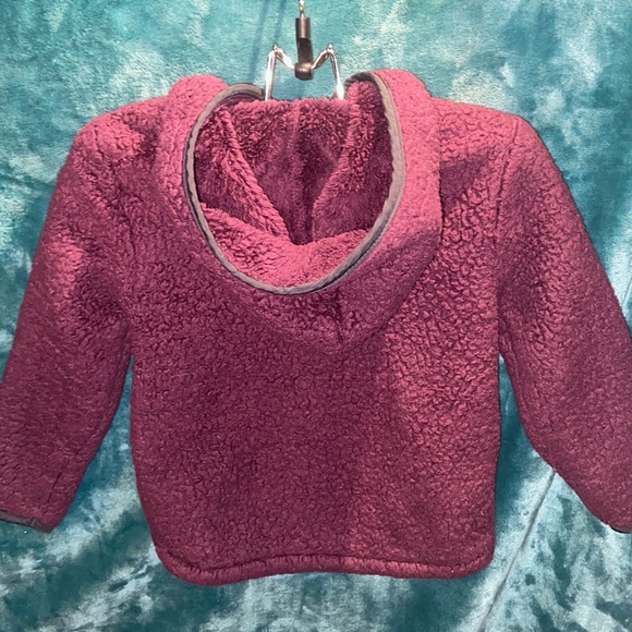 BUNDLE DISCOUNTS! Sz 3T Old Navy Dark Purple Sherpa Zip up Hoodie Girls - Picture 6 of 10